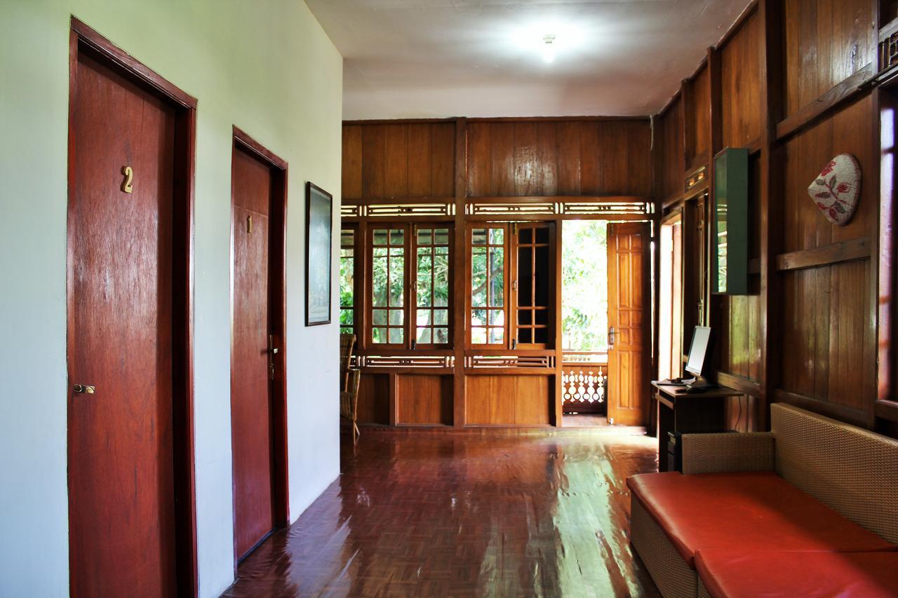 בנדונג Reddoorz Hostel @ Dago 2 מראה חיצוני תמונה
