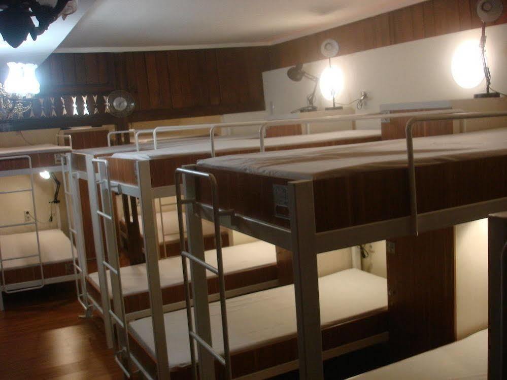 בנדונג Reddoorz Hostel @ Dago 2 מראה חיצוני תמונה
