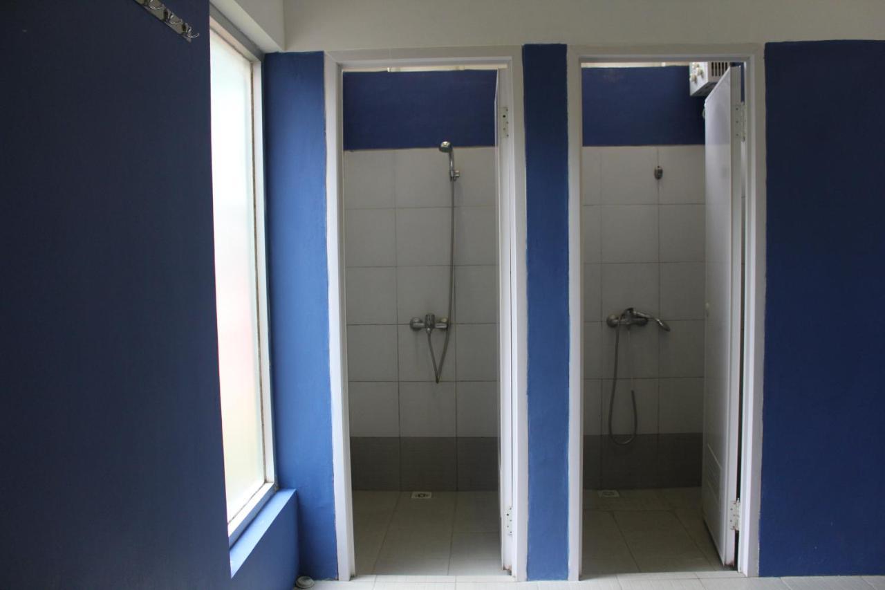 בנדונג Reddoorz Hostel @ Dago 2 מראה חיצוני תמונה
