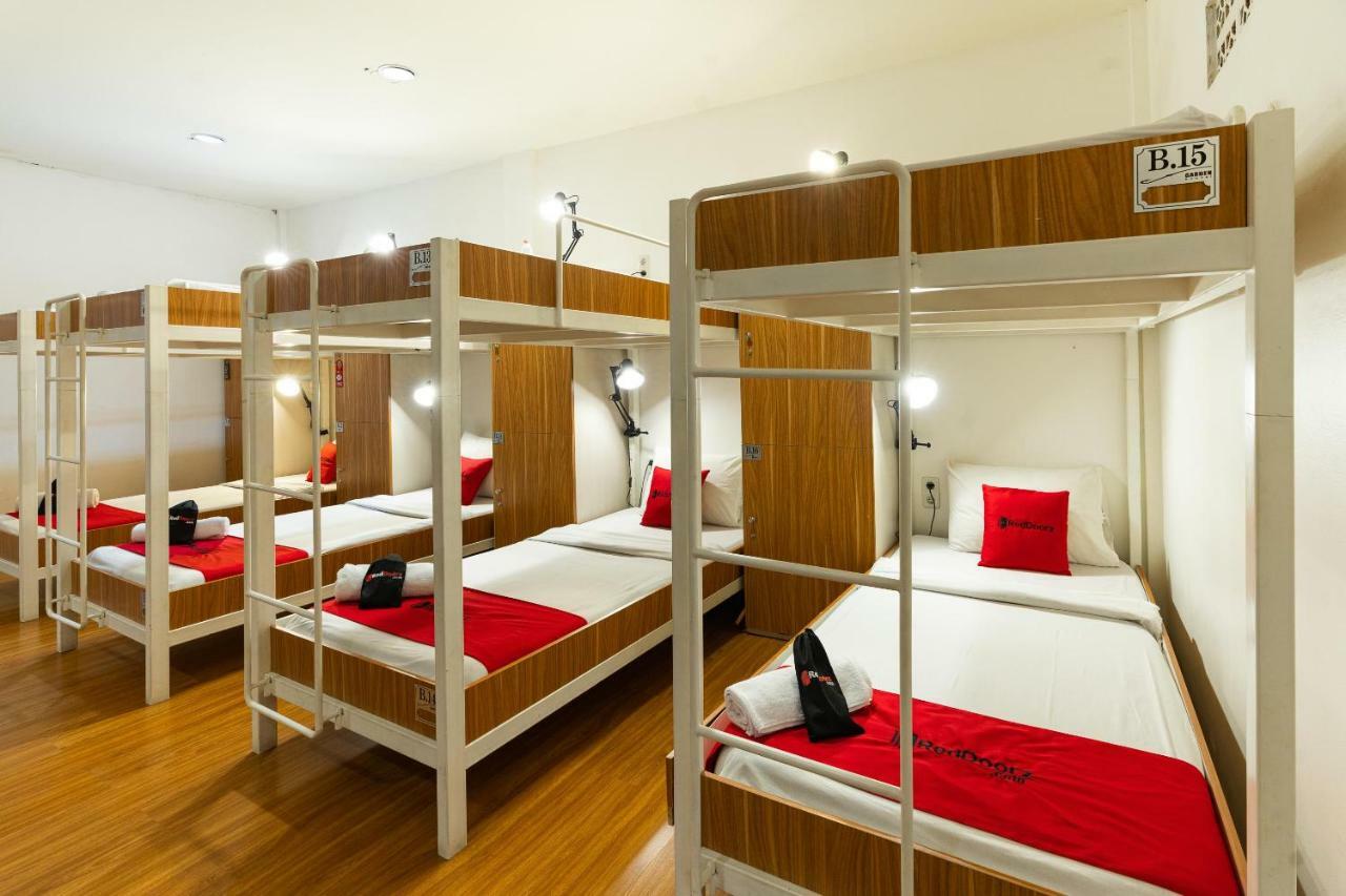 בנדונג Reddoorz Hostel @ Dago 2 מראה חיצוני תמונה